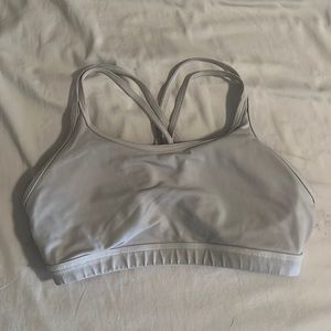 Born primitive sports bra.